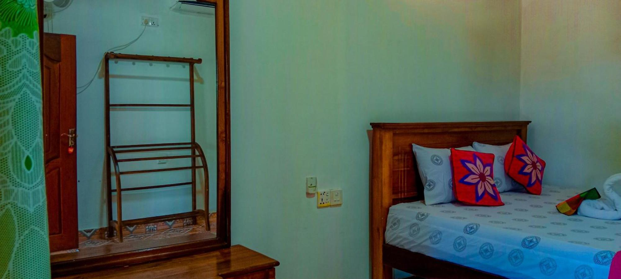 Chanaka Holiday Inn Sigiriya Esterno foto