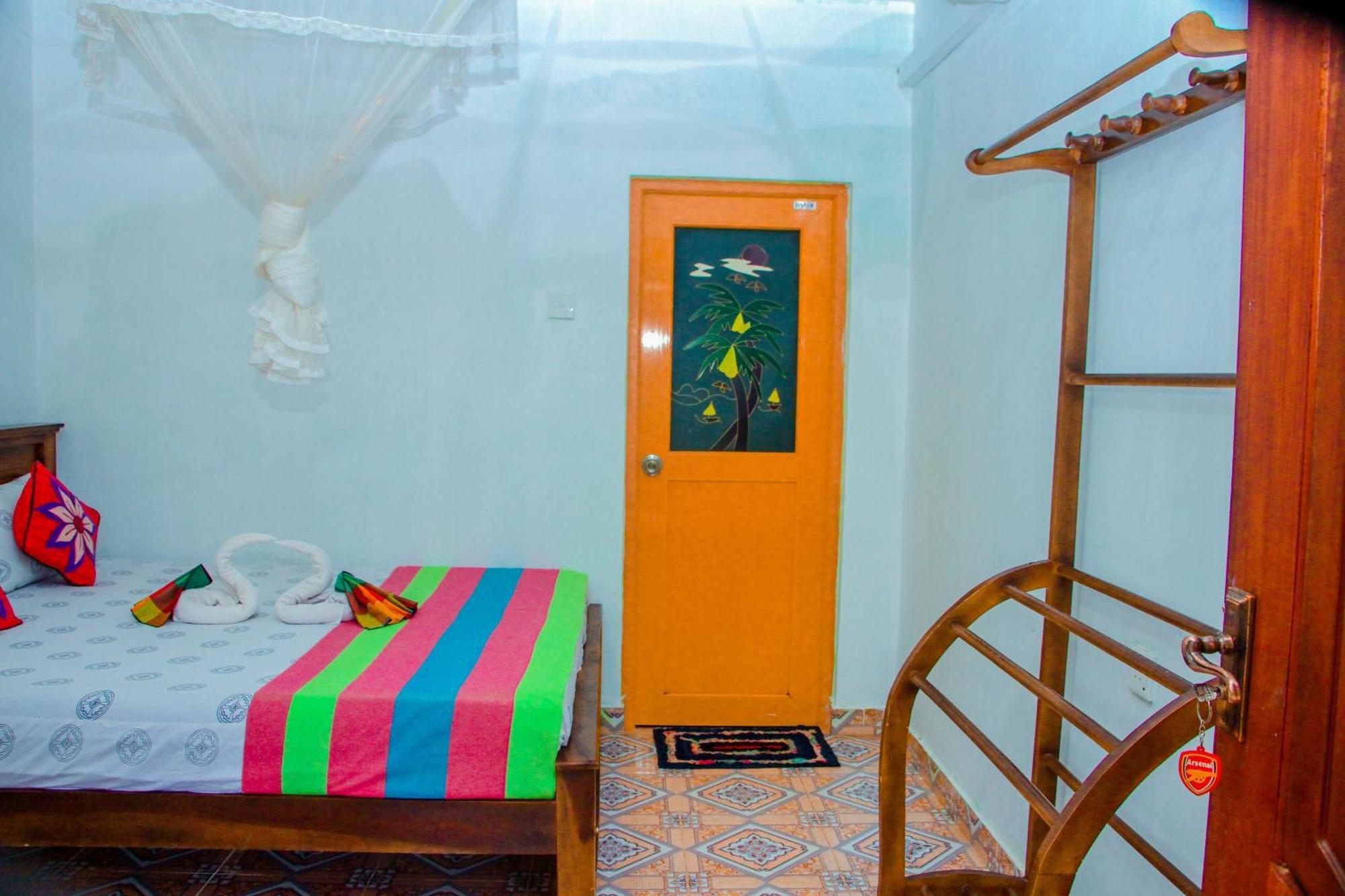 Chanaka Holiday Inn Sigiriya Esterno foto